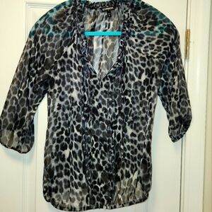 Black and gray leopard print top